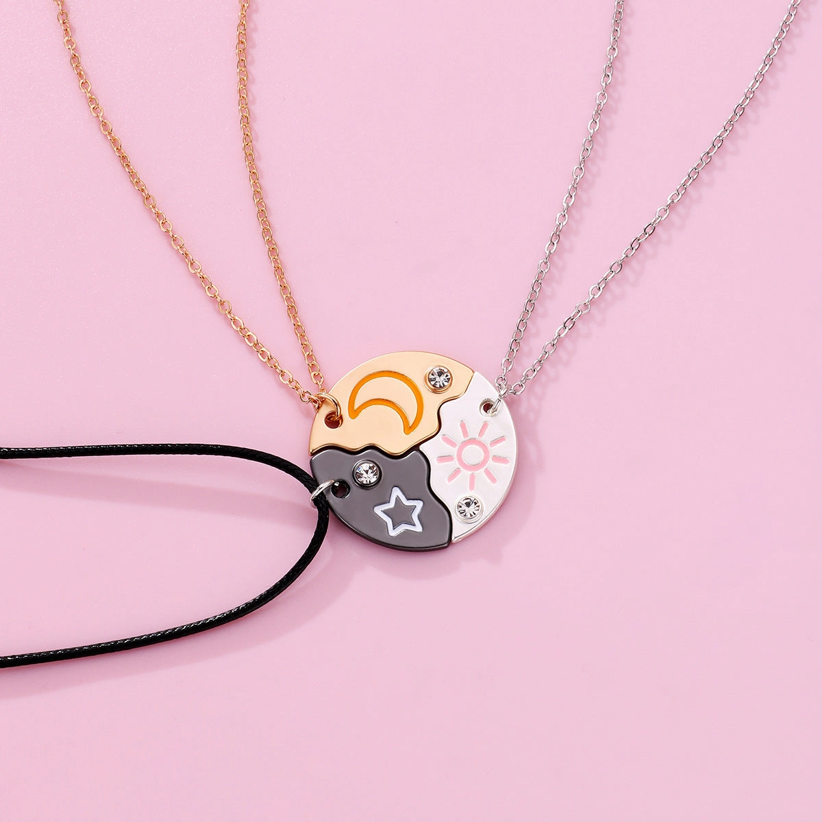Wholesale Star Moon Three Person Stitching Round Oil Drop Necklace