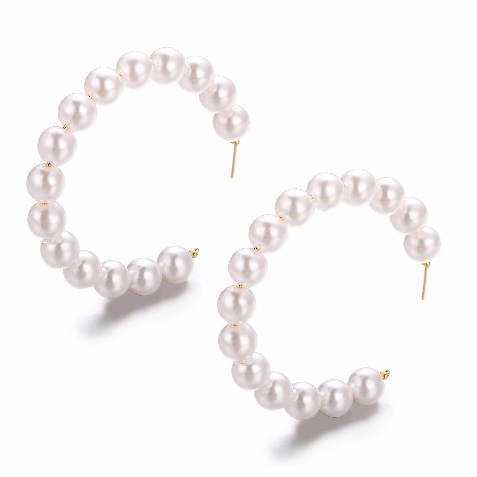 Wholesale Statemente Imitation Pearl Alloy Hoop Earrings