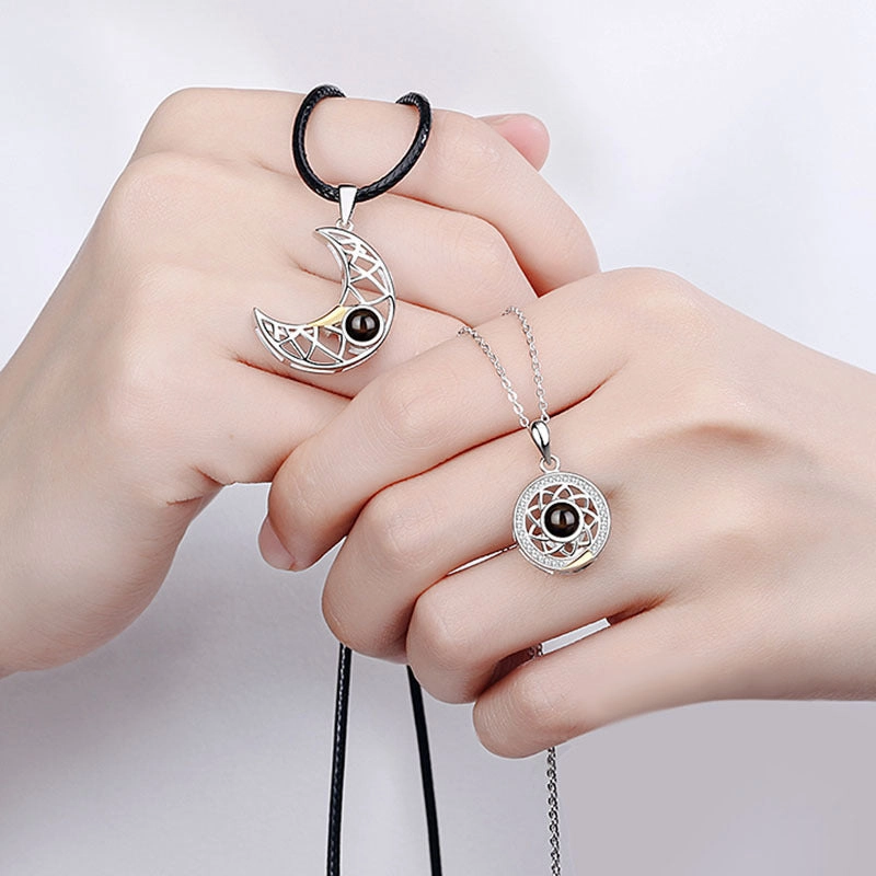 Wholesale Sun and Moon Magnet Pendant Alloy Necklace Set