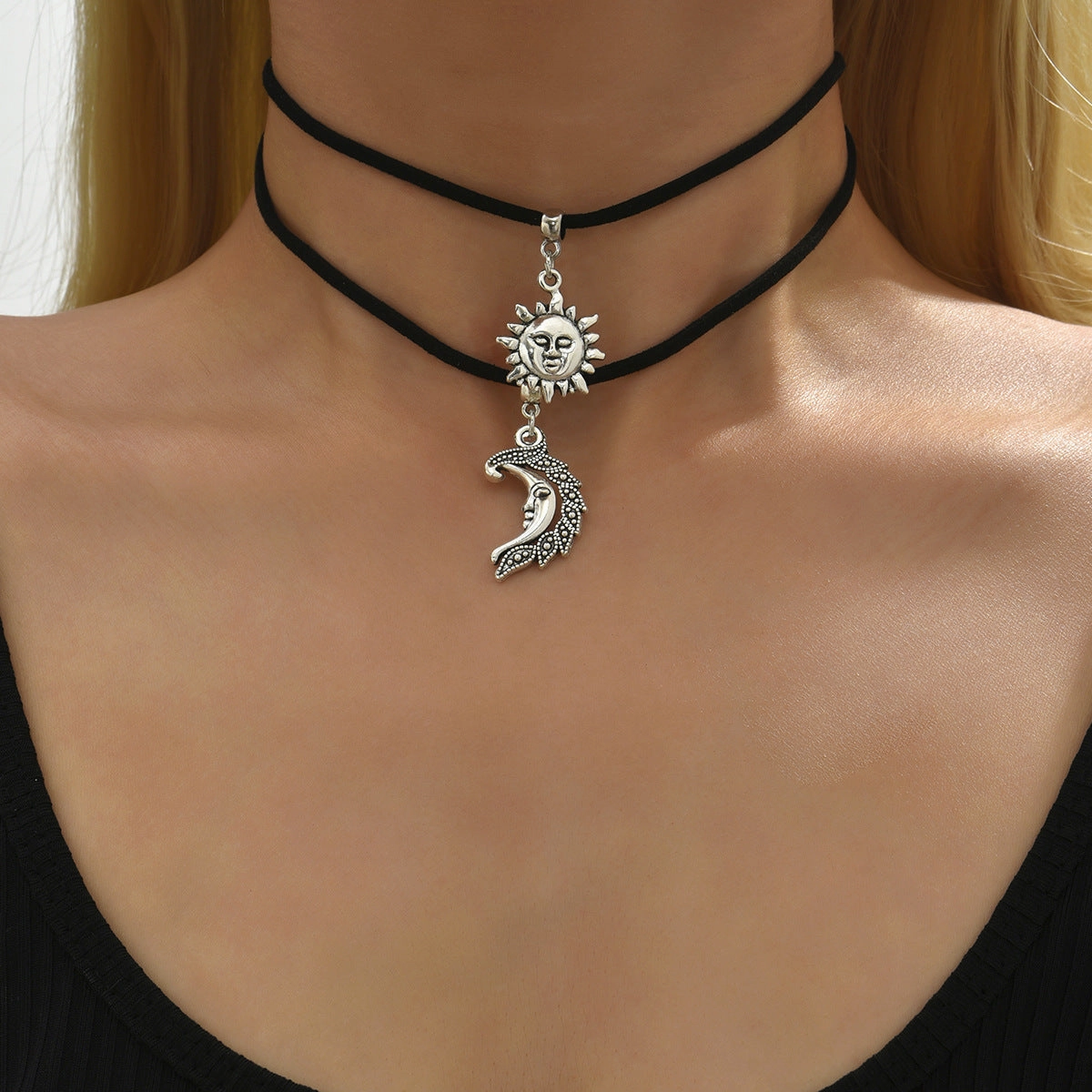 Wholesale Sun Moon Pendant Alloy Necklace