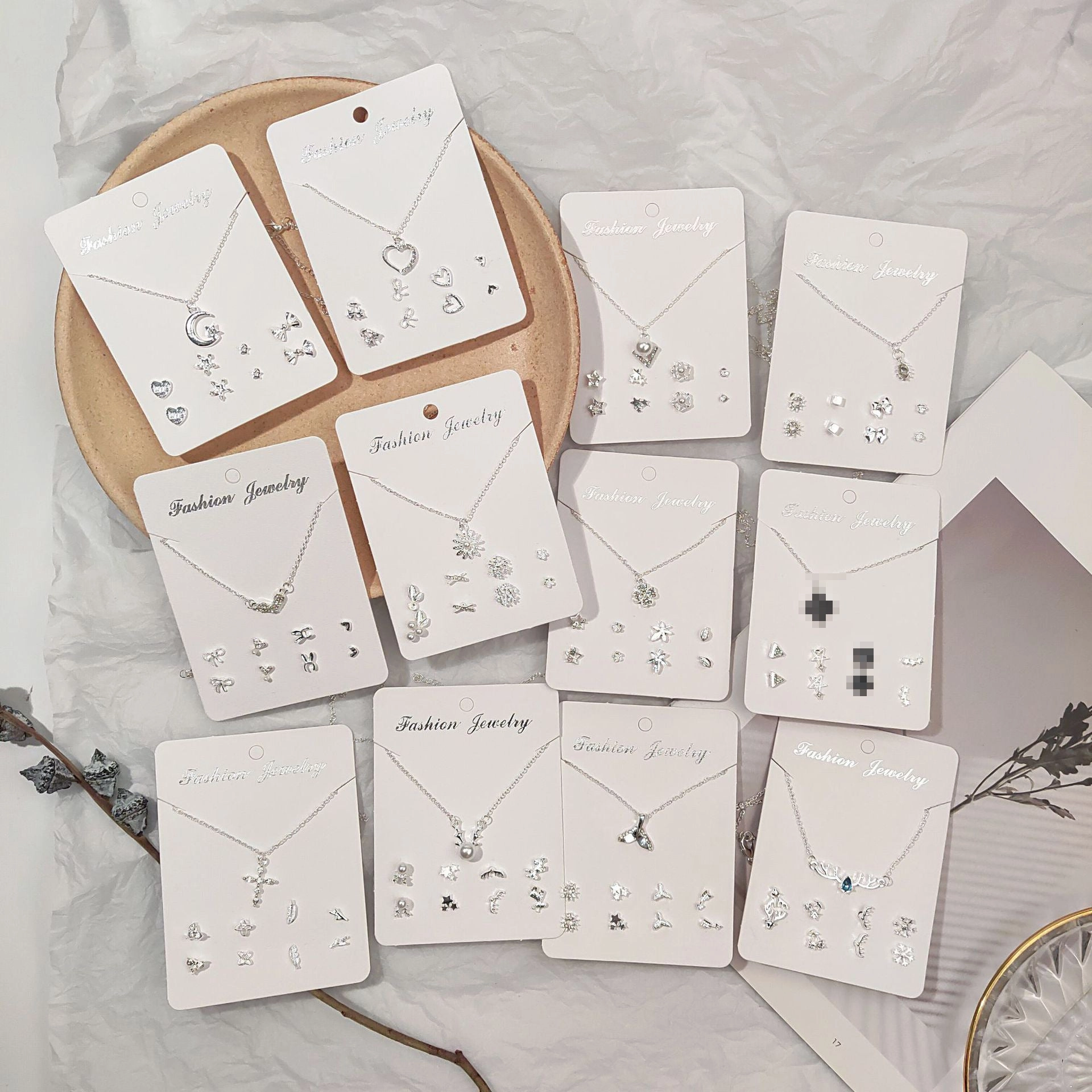 Wholesale Sweet Clavicle Chain Necklace Earrings Set