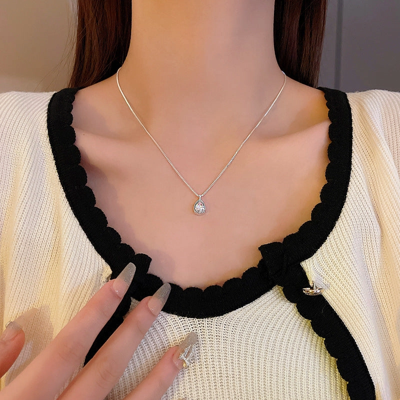 Wholesale Sweet Moonstone Clavicle Chain Water Drop Simple Necklaces