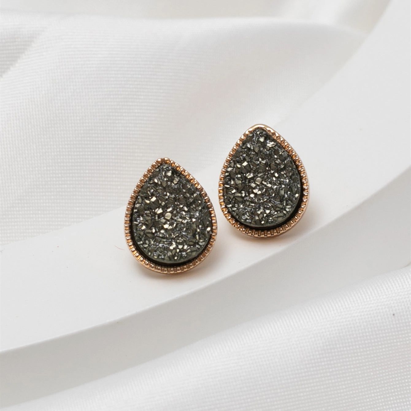 Wholesale Sweet Water Drops Plastic Earrings