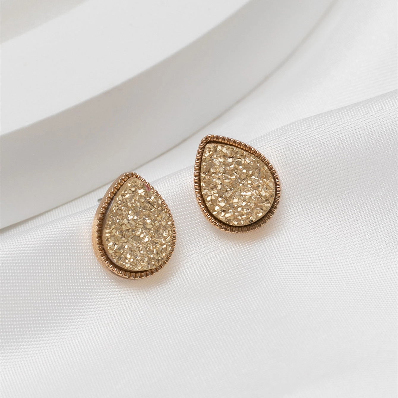 Wholesale Sweet Water Drops Plastic Earrings