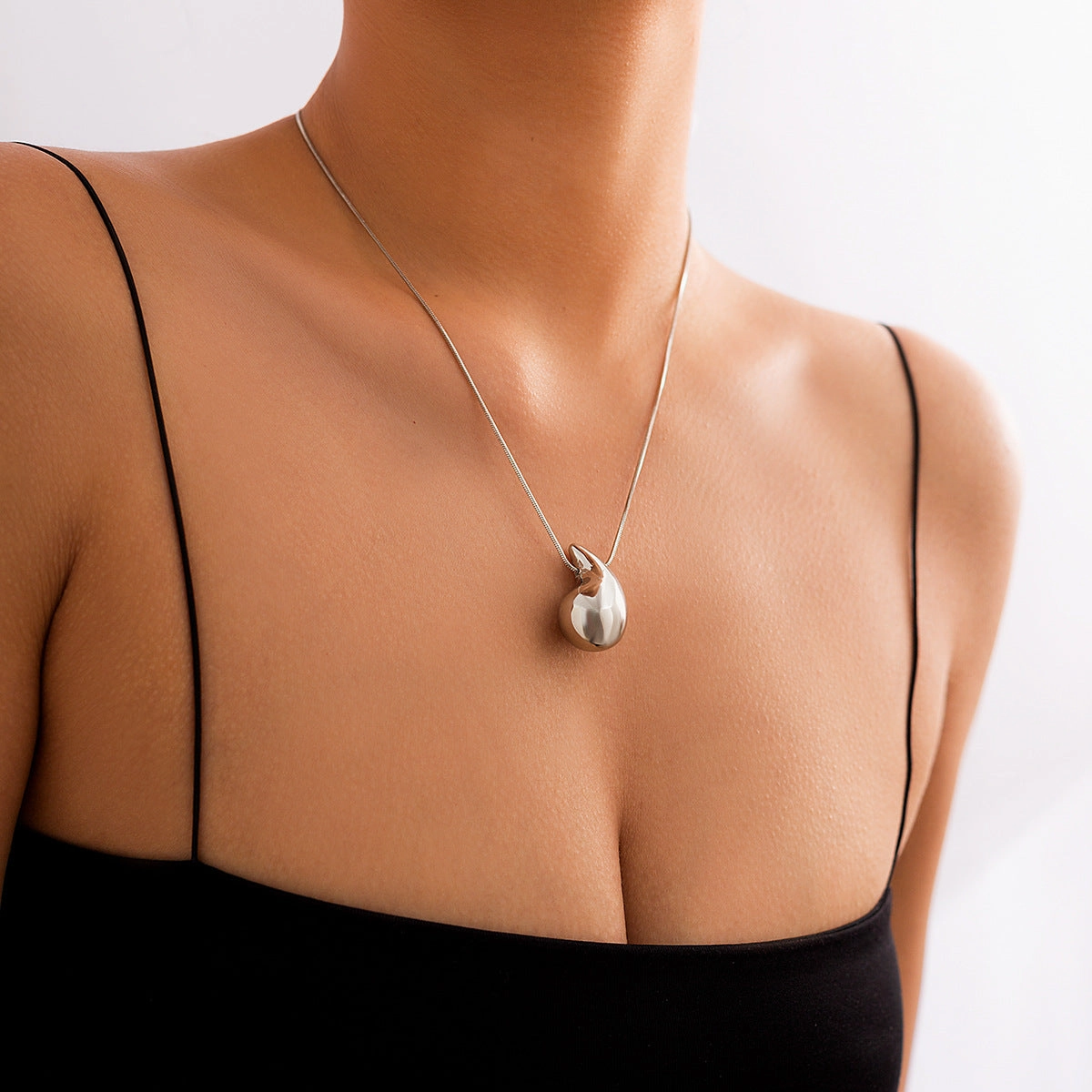 Wholesale Teardrop Comma Metal Accessories