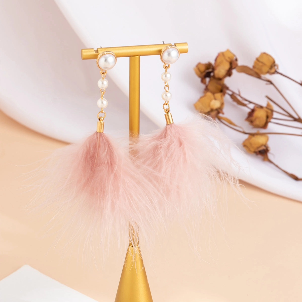 Wholesale Temperament Feather Tassel Imitation Pearl Earrings