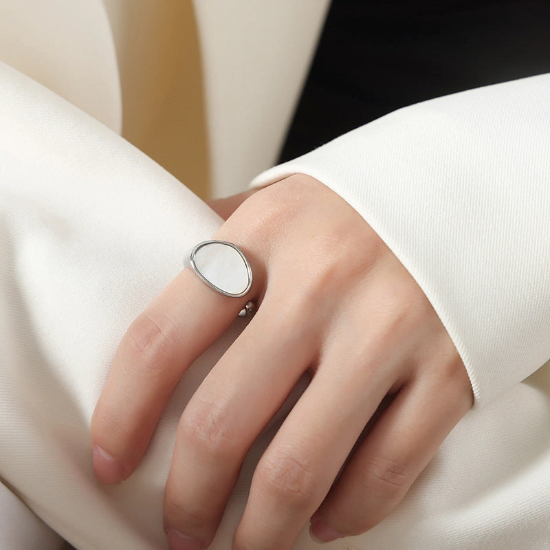Wholesale Titanium Steel 18k Gold Inlaid White Seashell Oval Disc Open Ring