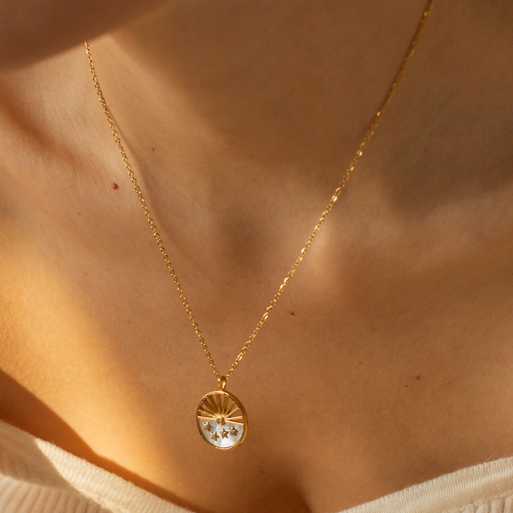 Wholesale Titanium Steel 18K Gold Moon Circle Necklace