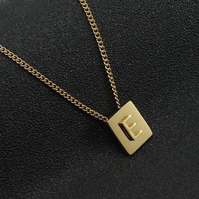 Wholesale Titanium Steel 26 English Letters 18K Stainless Steel Square Necklace Clavicle Chain
