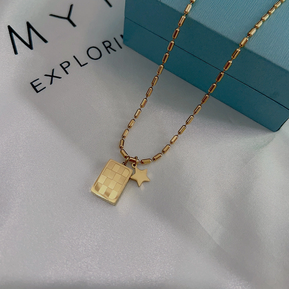 Wholesale Titanium Steel Butterfly Love Geometric Mother-of-pearl Necklace Clavicle Chain