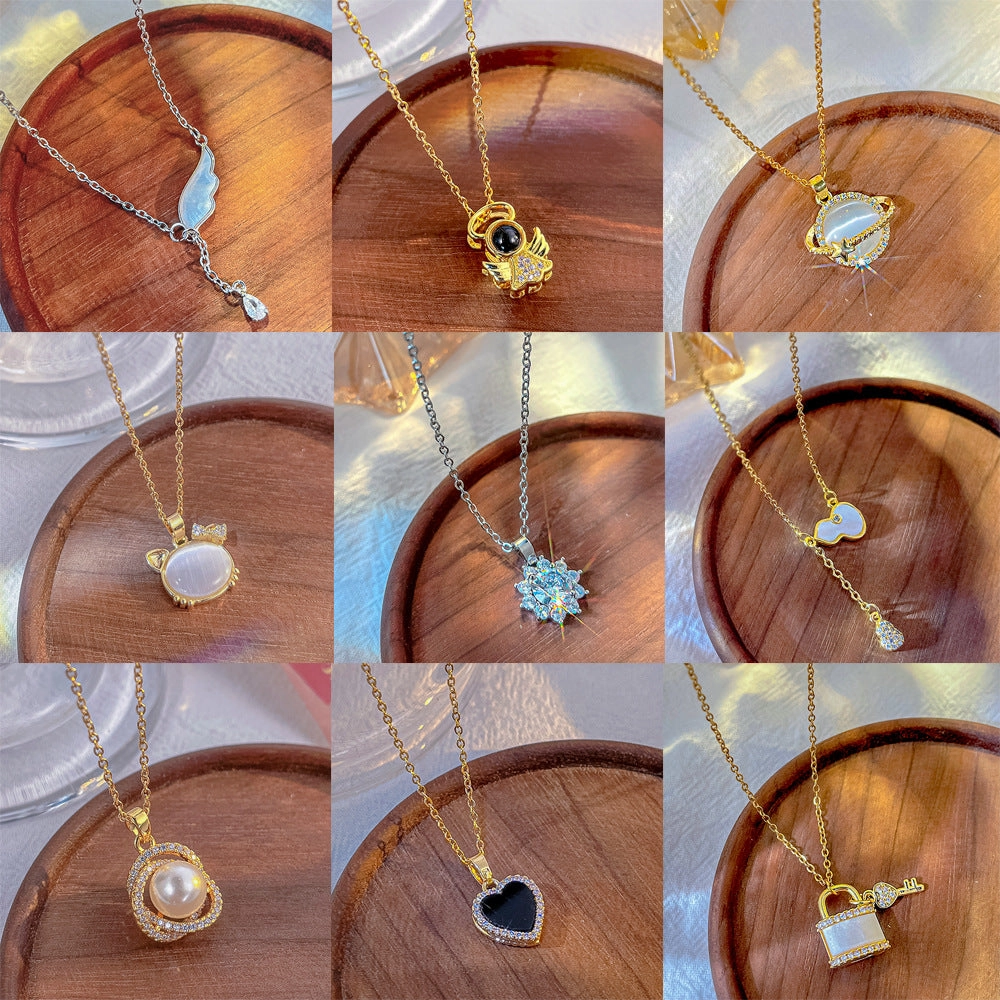 Wholesale Titanium Steel Clavicle Clover Necklaces