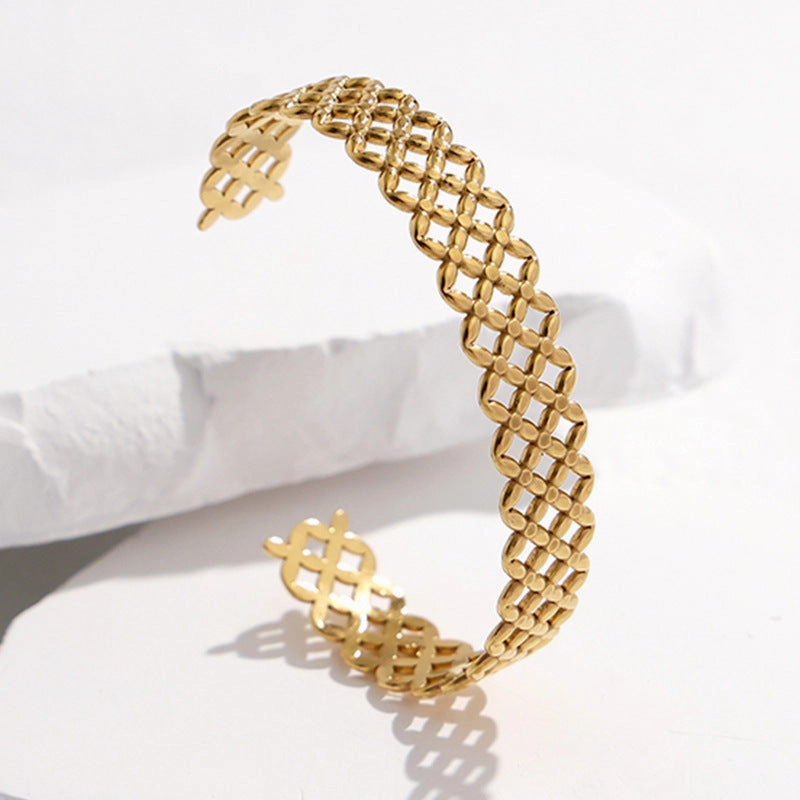 Wholesale Titanium Steel Colorfast Adjustable Stainless Steel Bracelet