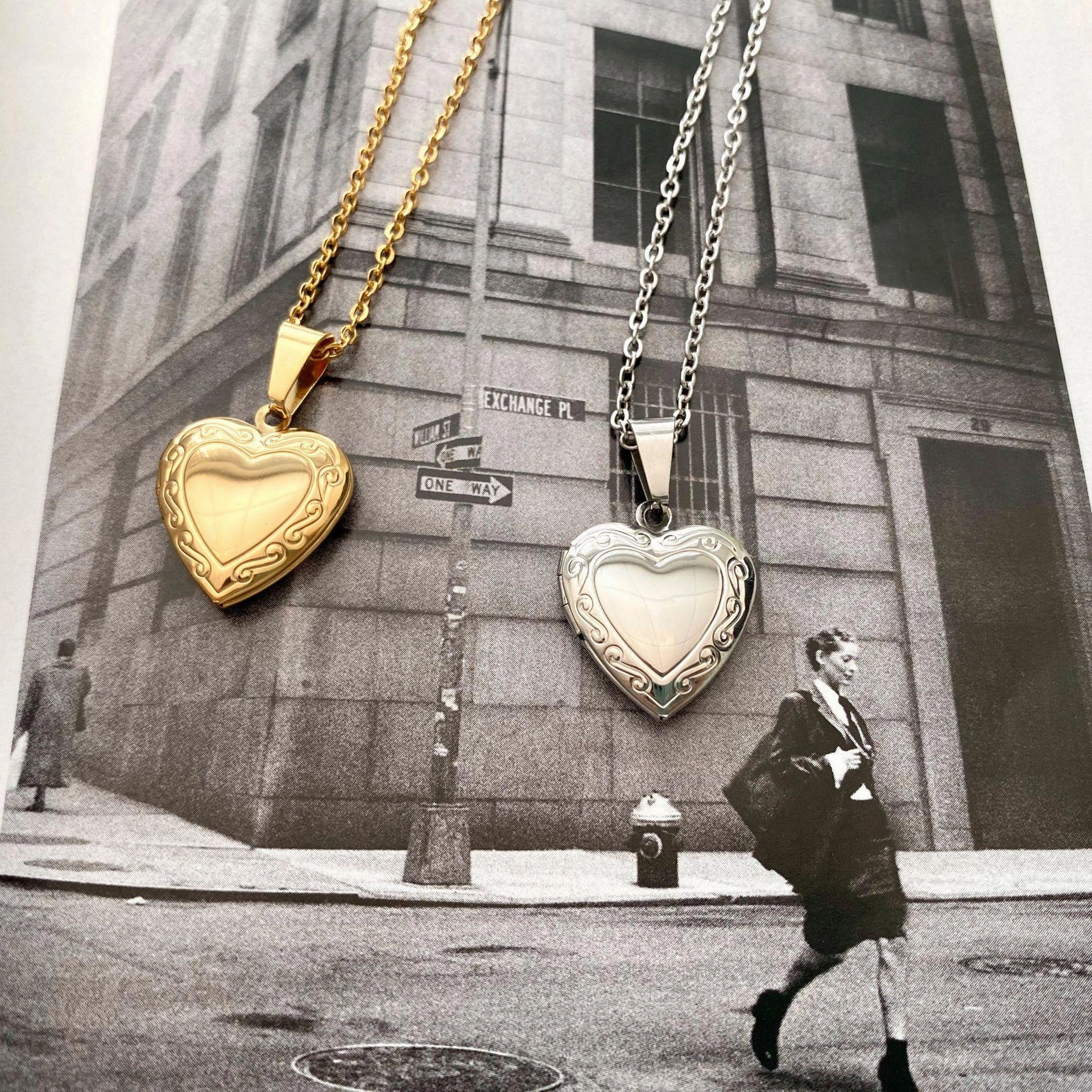 Wholesale Titanium Steel French Heart Flip Photo Frame Necklace