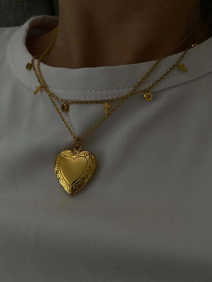 Wholesale Titanium Steel French Heart Flip Photo Frame Necklace