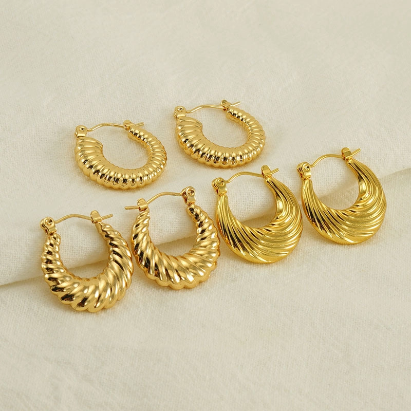 Wholesale titanium steel geometric 18K gold-plated earrings