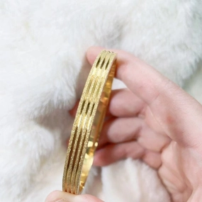 Wholesale titanium steel gold stripe bracelet