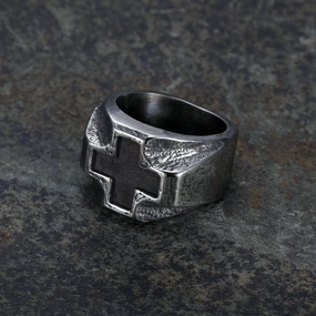 Wholesale titanium steel neutral cross retro punk silver ring