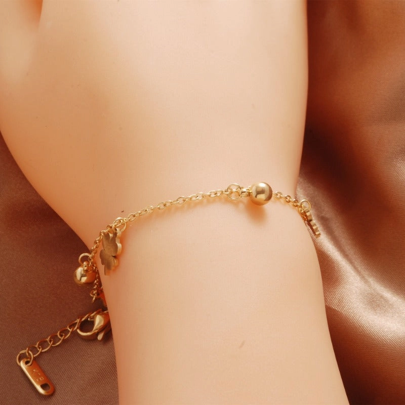 Wholesale Titanium Steel Non-fading Four-leaf Clover Ball Bead Bracelet