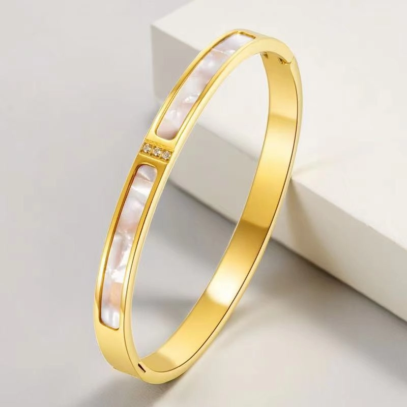 Wholesale Titanium Steel Non Fading Starry Bracelets