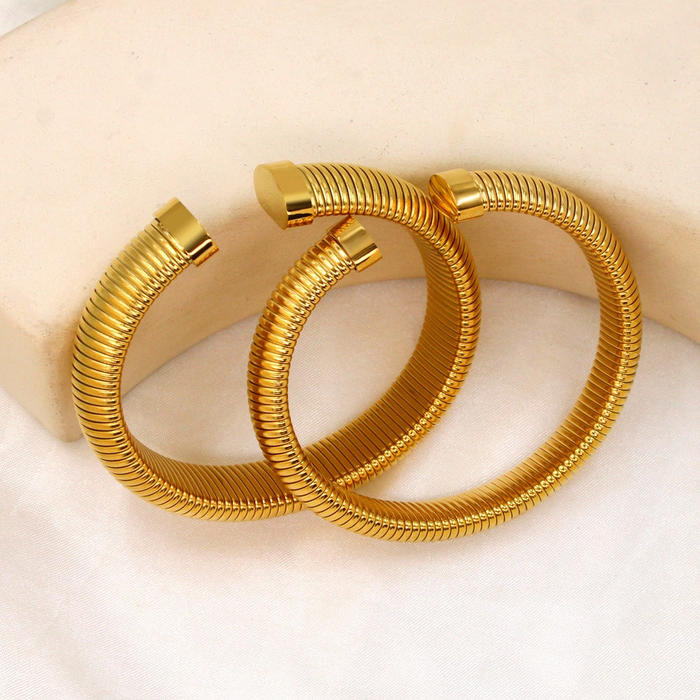 Wholesale Titanium Steel Open Fashion Versatile Gold Plated Bracelet
