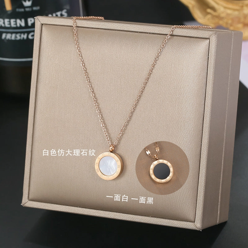 Wholesale Titanium Steel Rose Gold Four Leaf Clover Necklace Clavicle Chain