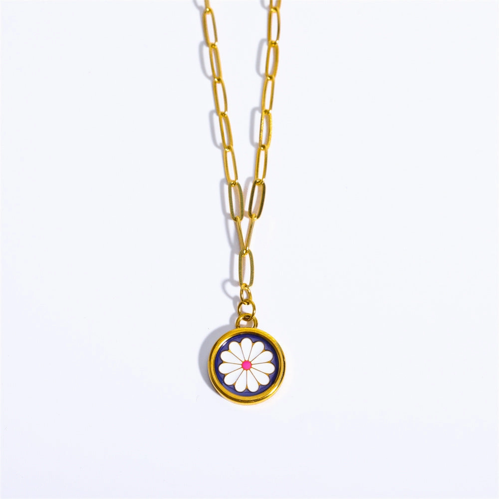 Wholesale Titanium Steel Small Daisy Round Coin Necklace