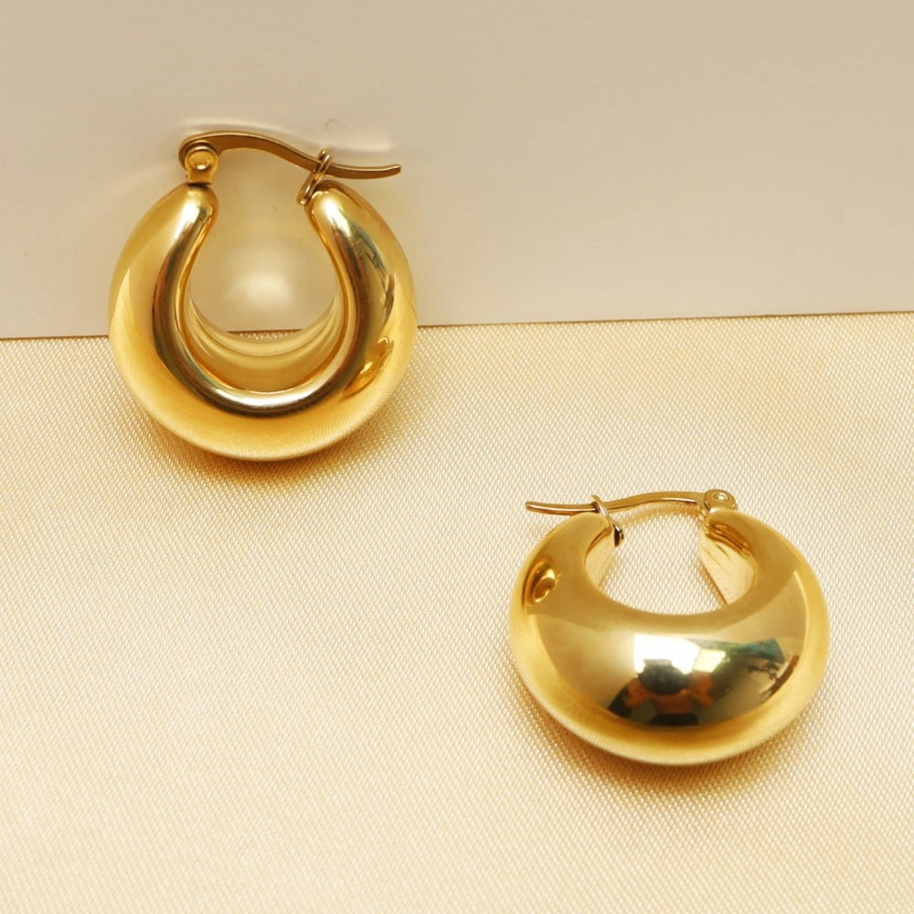 Wholesale Titanium Steel U-shaped Mirror Polished Exquisite Earrings