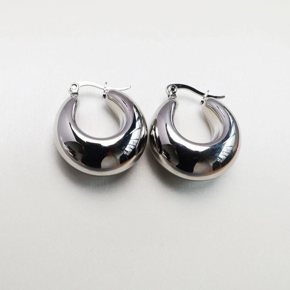 Wholesale Titanium Steel U-shaped Mirror Polished Exquisite Earrings