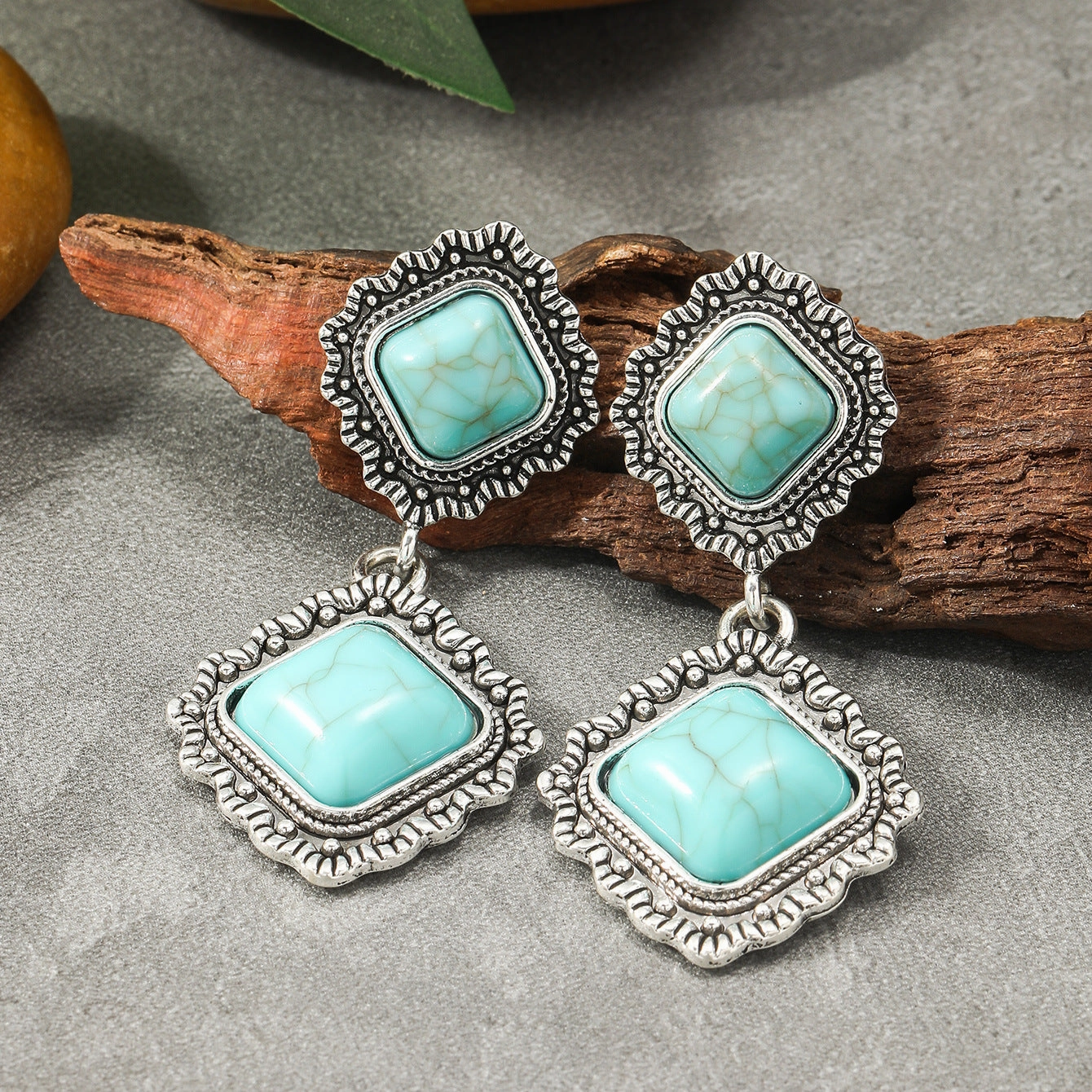 Wholesale Turquoise Alloy Necklace Earrings Set