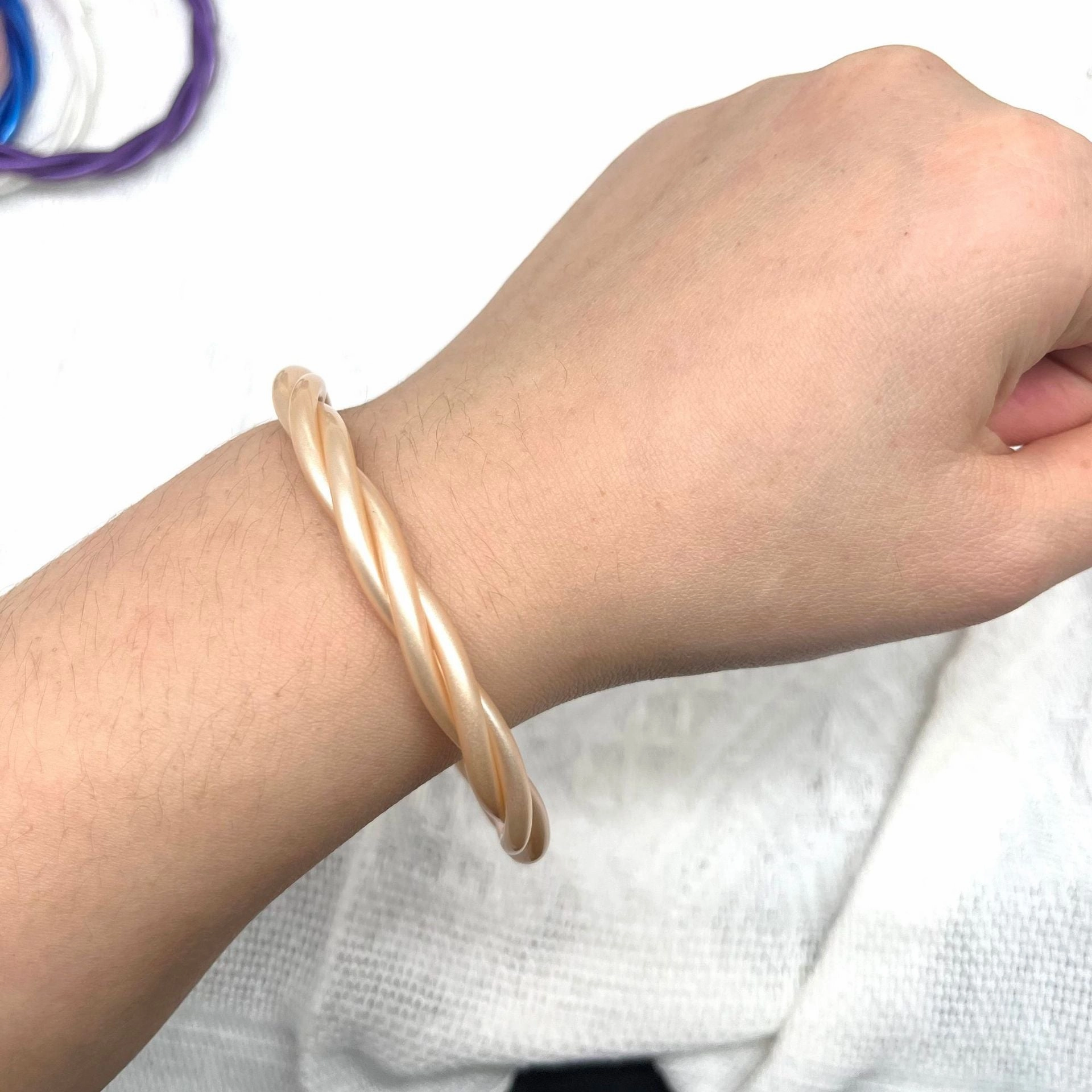 Wholesale Twisted Rope Design Silicone Bracelet