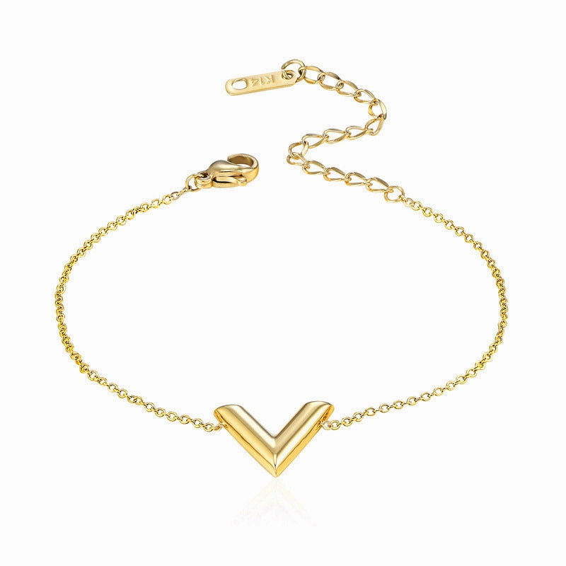 Wholesale V Letter Titanium Steel Necklaces Earrings Bracelet 3-Piece Set
