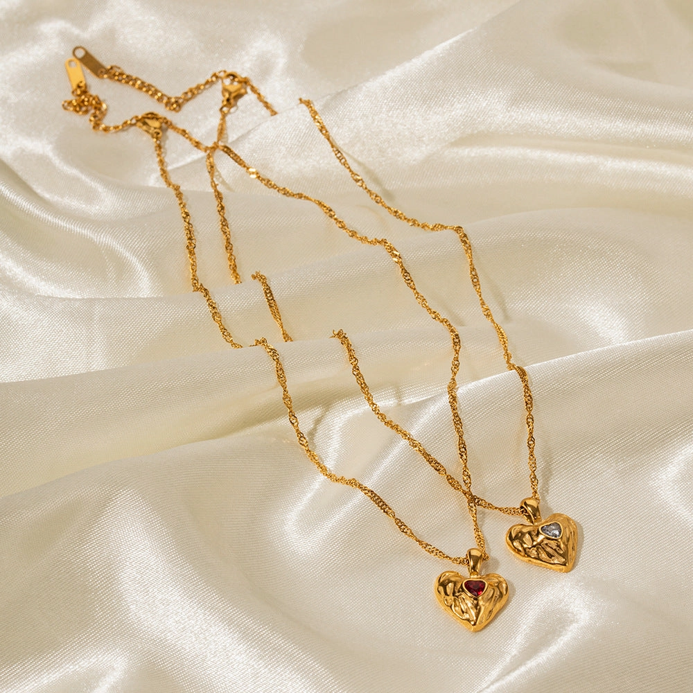 Wholesale Valentine's Day 18k Gold Stainless Steel Heart Hammered Zircon Necklace