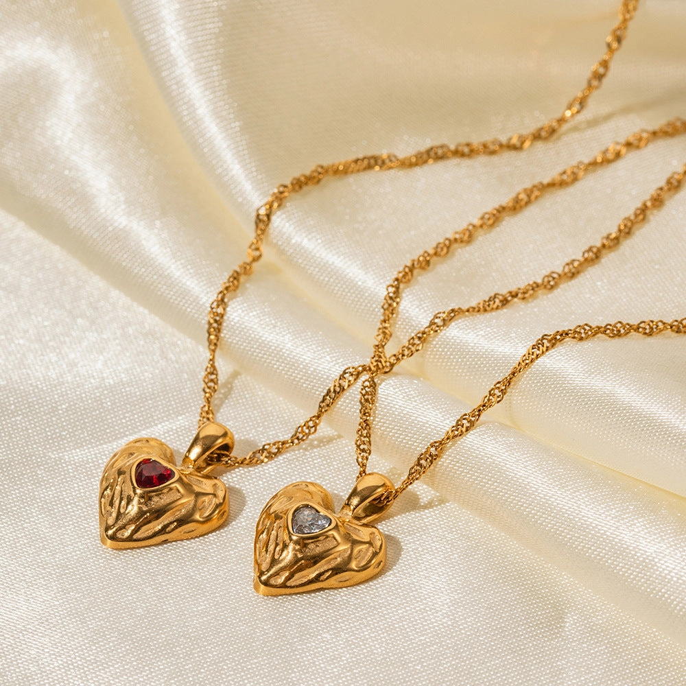 Wholesale Valentine's Day 18k Gold Stainless Steel Heart Hammered Zircon Necklace