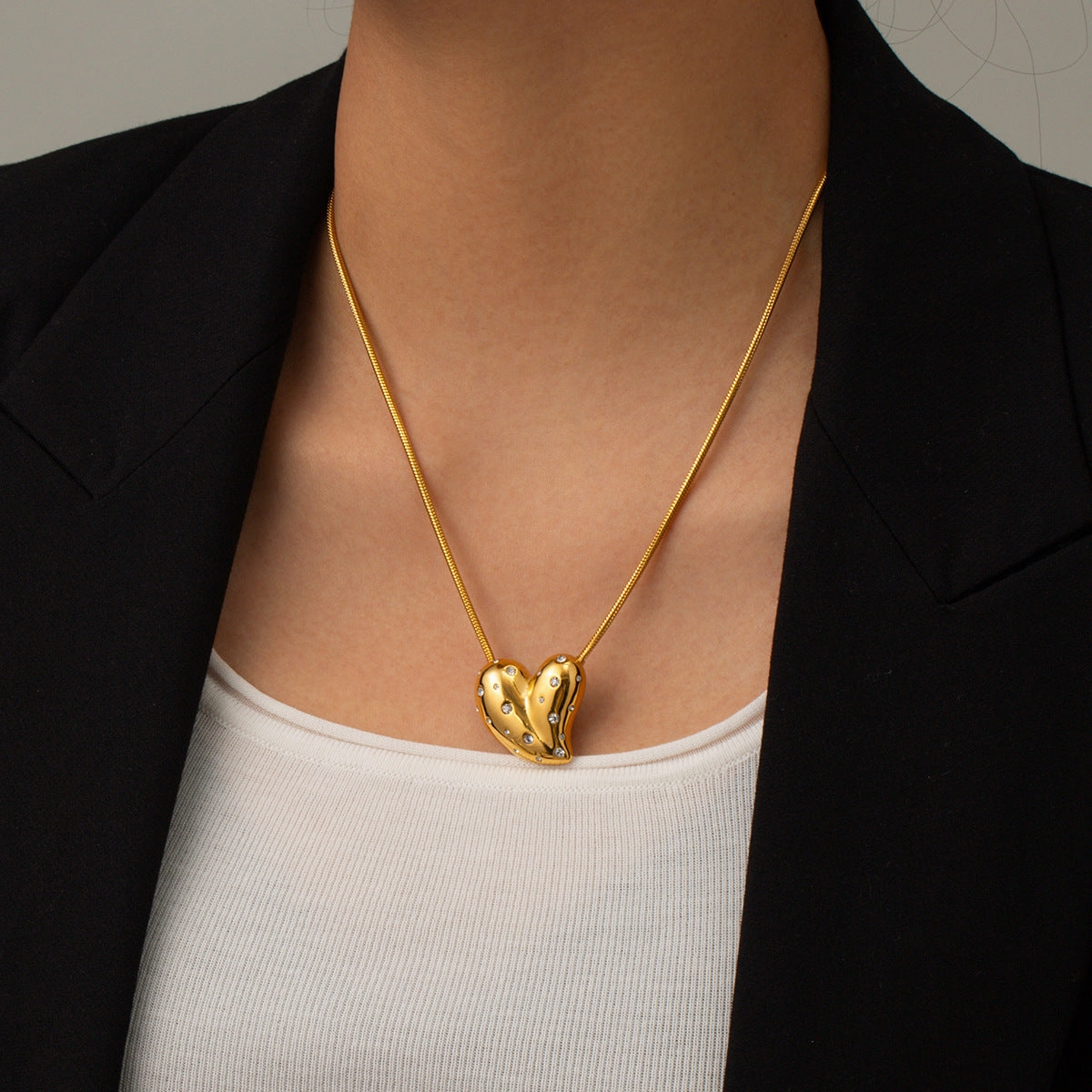 Wholesale Valentine's Day 18k Gold Stainless Steel White Rhinestone Love Necklace