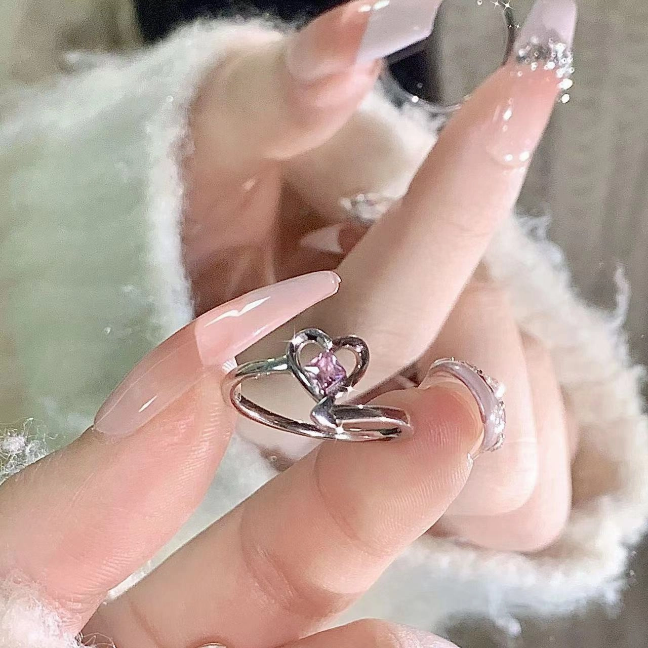 Wholesale Valentine's Day Alloy Love Pink Diamond Rings