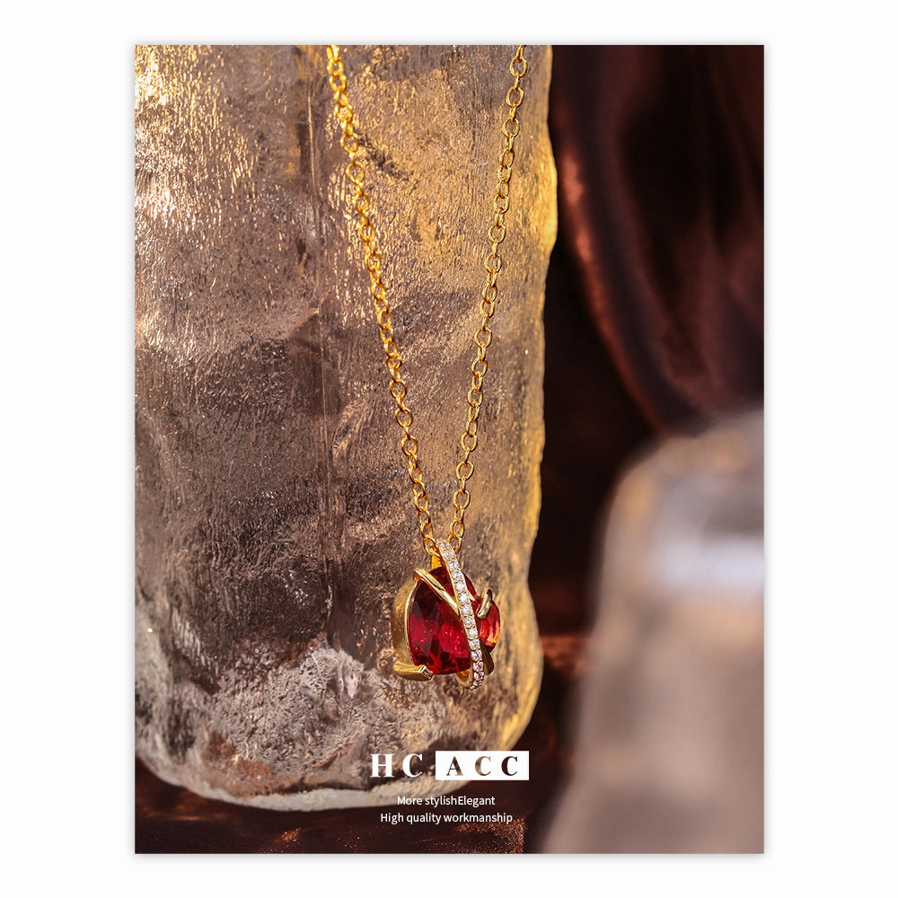 Wholesale Valentine's Day Copper Plated Real Gold Love Heart Diamond Necklace