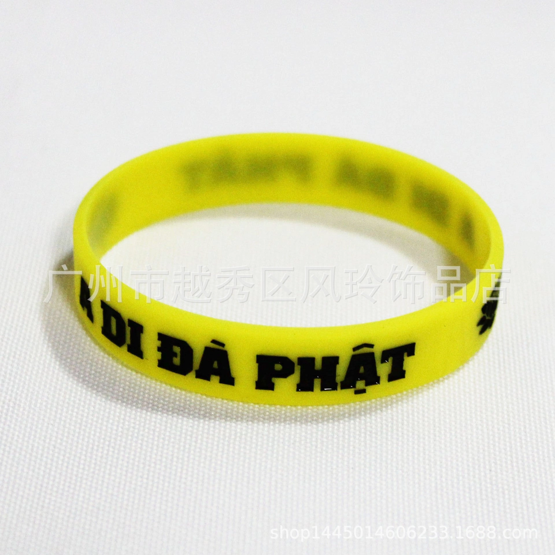 Wholesale Vietnam Great Compassion Mantra Six Character Mantra Silicone Bracelet