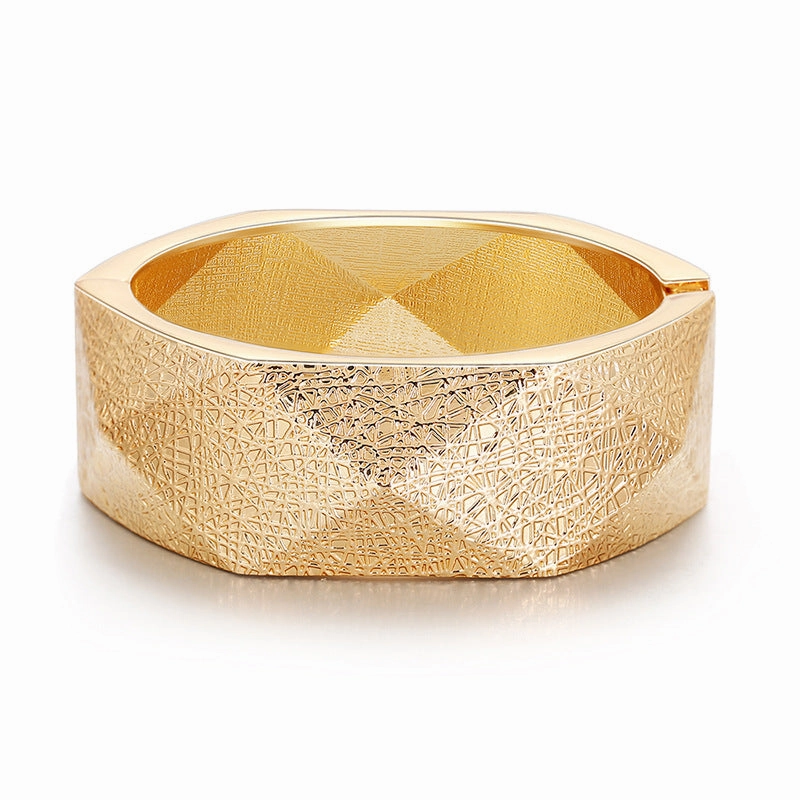 Wholesale Vintage Baroque Diamond Faceted Copper Bracelet