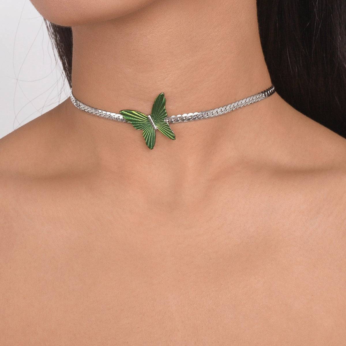Wholesale Vintage Butterfly Alloy Necklace Clavicle Chain