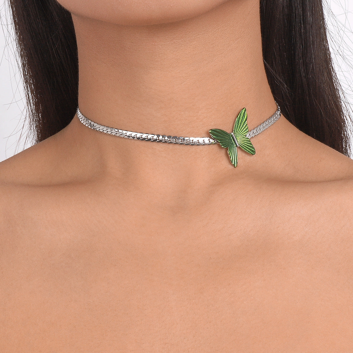 Wholesale Vintage Butterfly Alloy Necklace Clavicle Chain