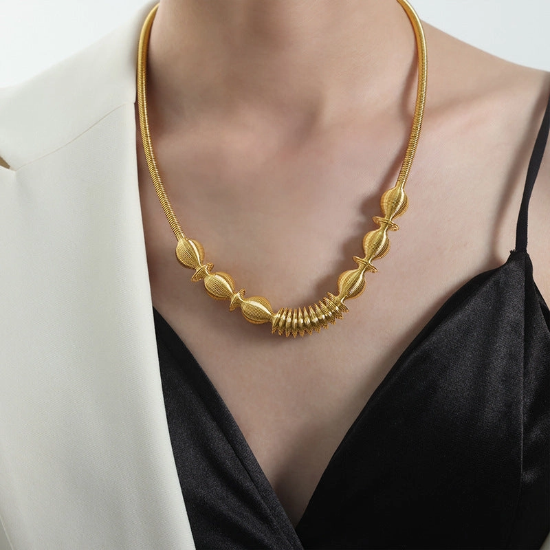 Wholesale Vintage Copper Spring Necklaces and Collarbone Chains