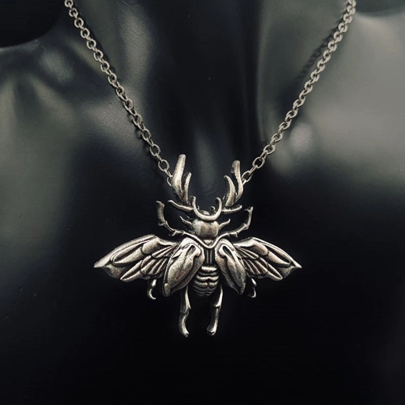 Wholesale Vintage Creative Beetle Insect Pendant Necklace
