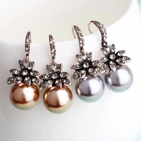 Wholesale Vintage Creative Pearl Sunflower Diamond Earrings
