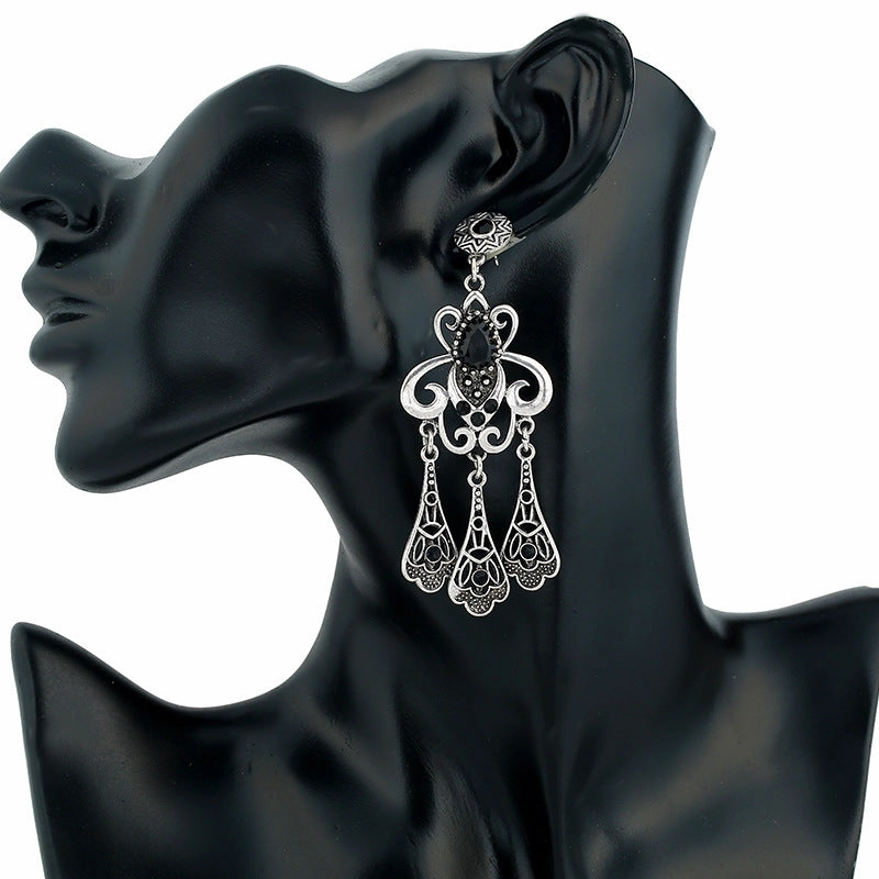Wholesale Vintage Diamond Tassels Alloy Earrings