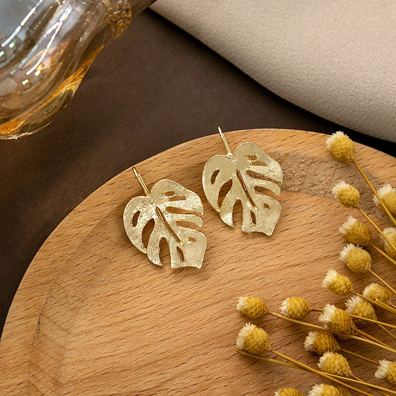 Wholesale Vintage Exaggerated Gold Leaf Iron Earrings