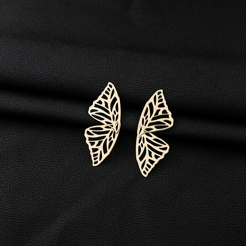 Wholesale Vintage Exaggerated Gold Leaf Iron Earrings