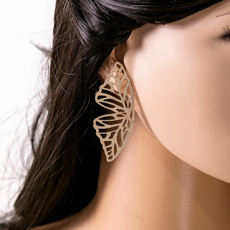 Wholesale Vintage Exaggerated Gold Leaf Iron Earrings