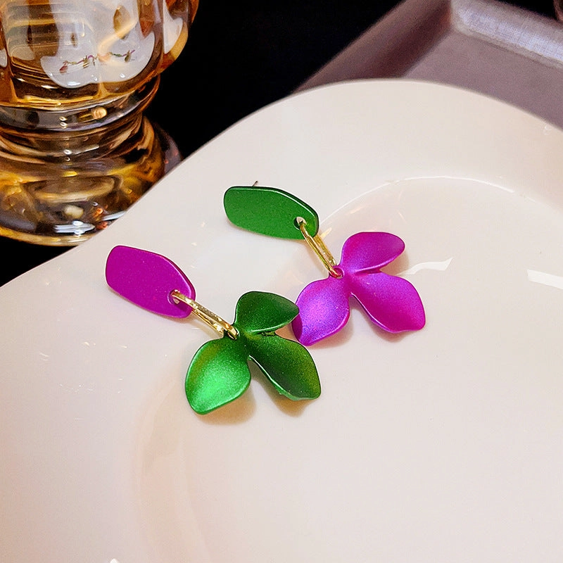 Wholesale Vintage Flower Alloy Earrings