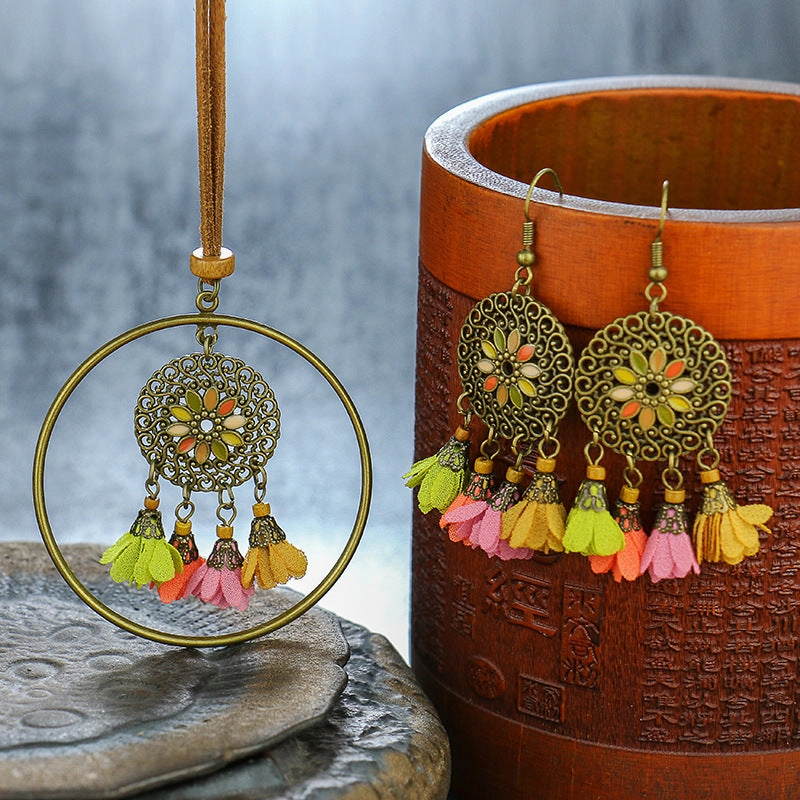 Wholesale Vintage Flower Alloy Earrings Necklaces Set