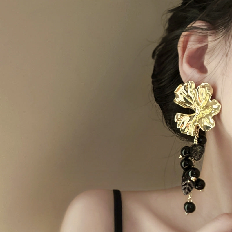 Wholesale Vintage Flower Beaded Tassel Alloy Earrings